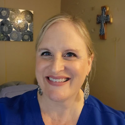 Chiropractic Kerrville TX Nadine Meet the Team